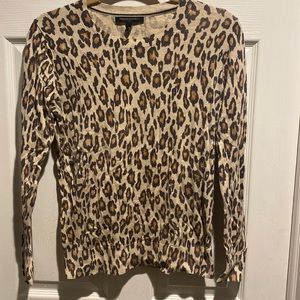 Banana Republic sweater size M